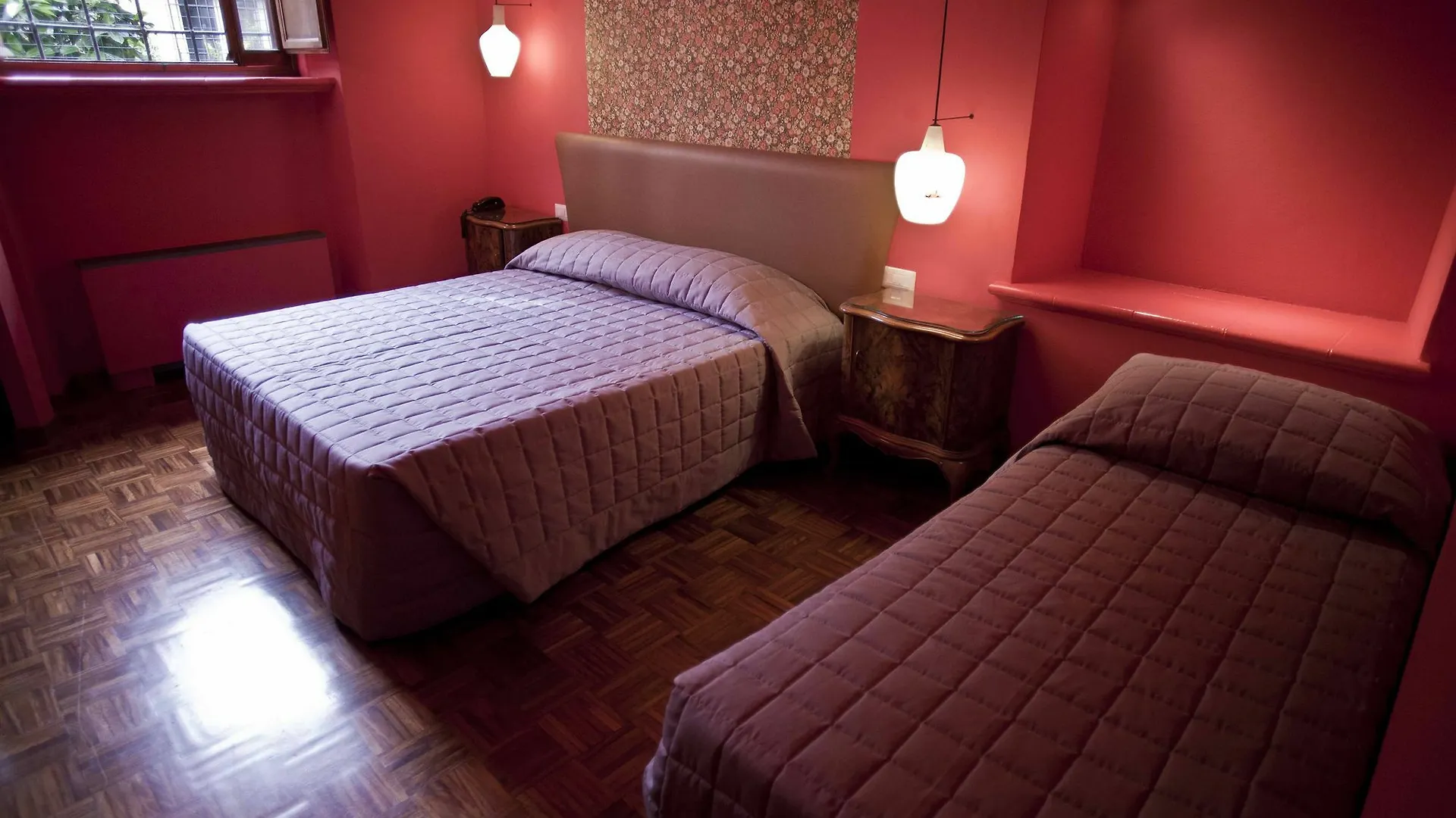 Hotel Diana & Depandance Lucca 2*,  Italy