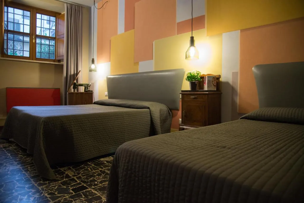 Hotel Diana & Depandance Lucca 2*,  Italy